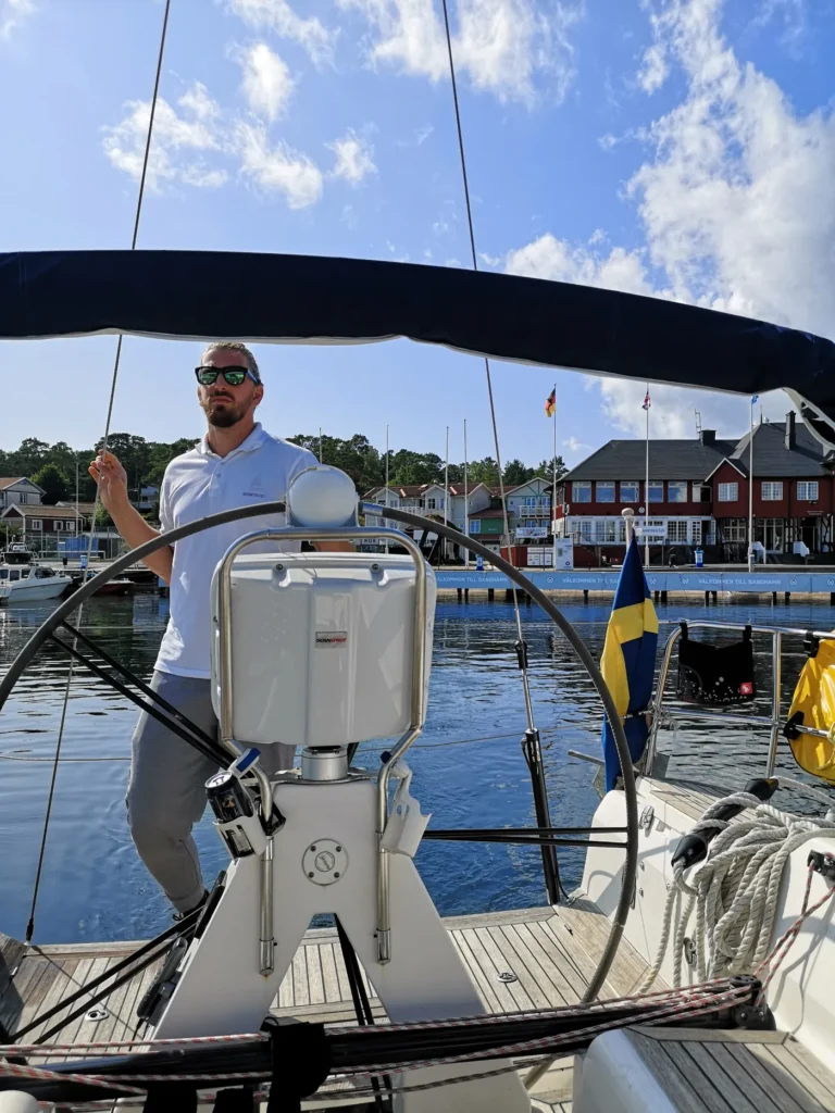 Michal Hrivnák at the wheel back alongside in Saltsjöbaden at the end of the week